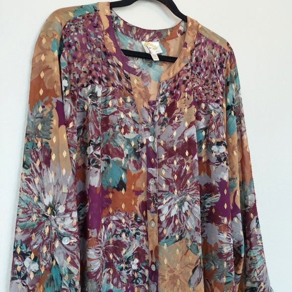 Fig & Flower Floral Button Down Multiprint Long Sleeve Blouse Size 3X - Picture 2 of 5